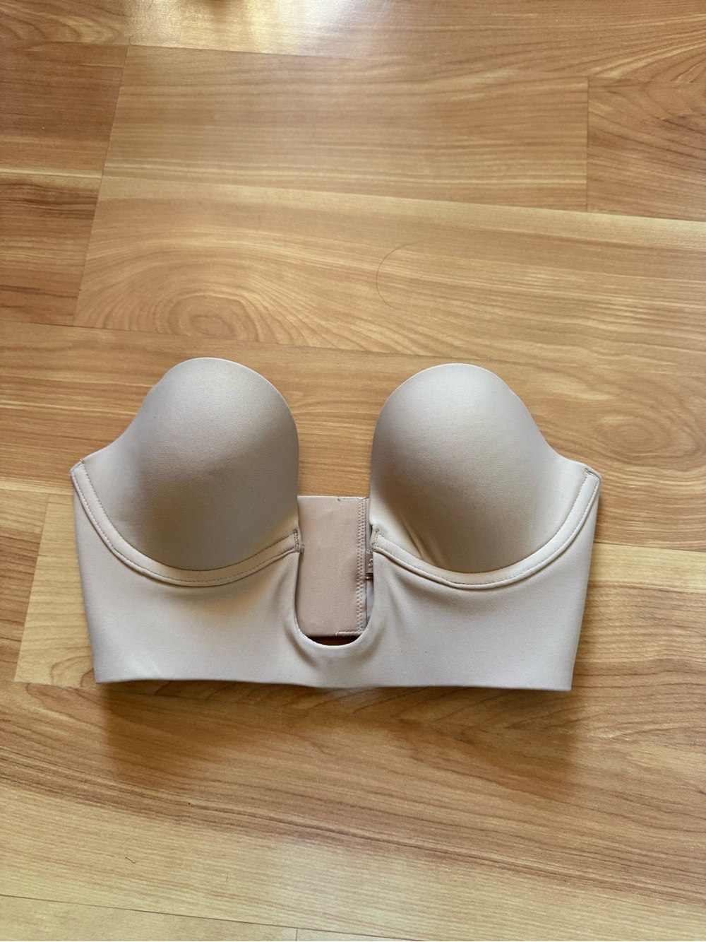 SKIMS Strapless Deep Plunge Bra in Nude